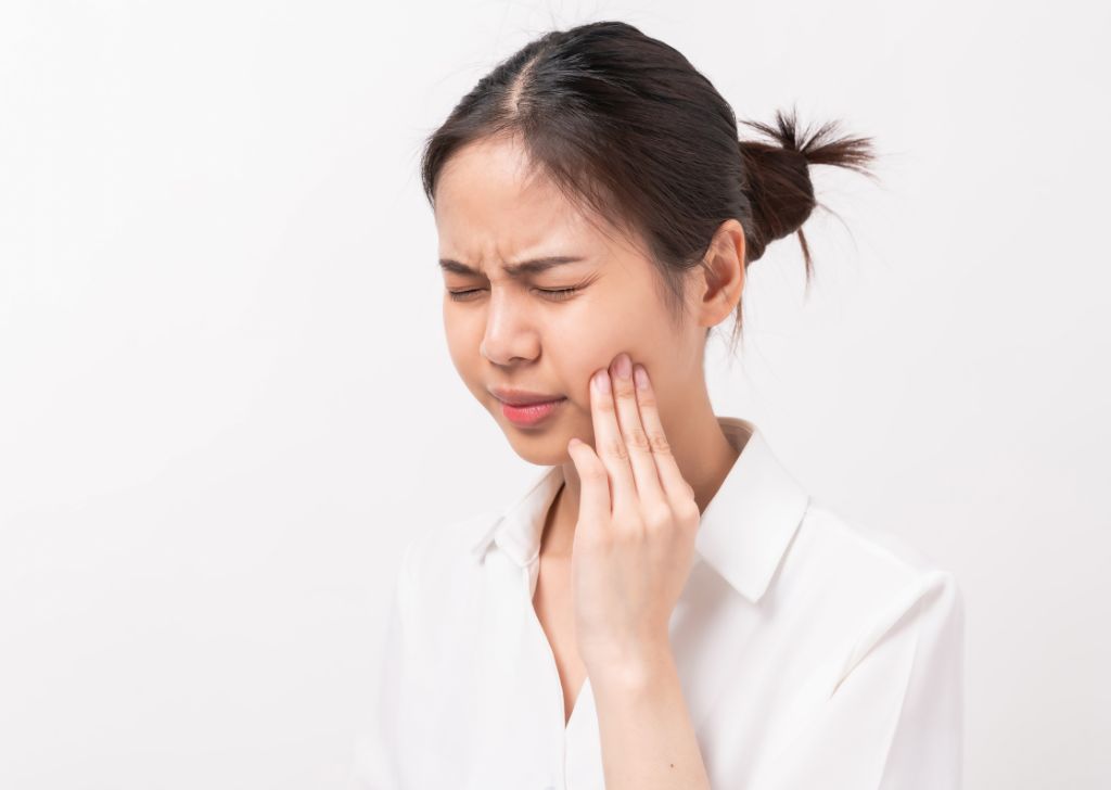 What Is an Impacted Wisdom Tooth & What Happens If You Don't Extract It? 5 What Is an Impacted Wisdom Tooth & Why You Shouldn’t Ignore It