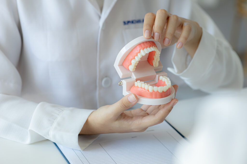 Missing teeth? Here's What You Need to Know About Dentures 9 types dentures
